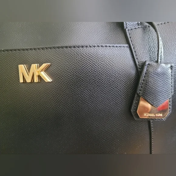 Michael Kors Black Tote Bag - Picture 8 of 8